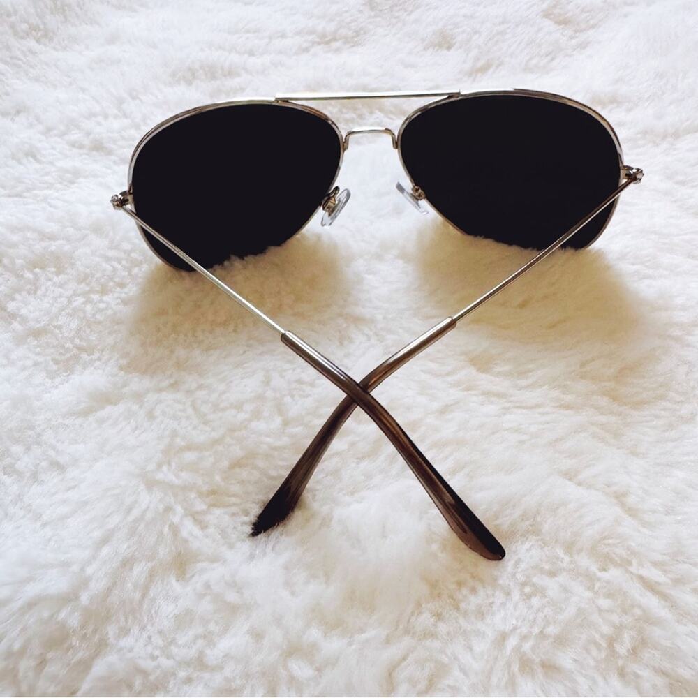 Carter Silver Classic Aviator Sunglasses - Picture 9 of 11